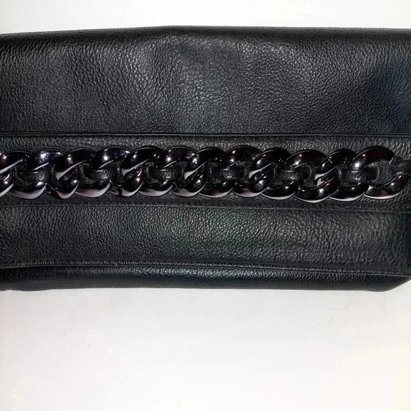 Black envelope clutch wallet with chain detail - Picture 2 of 8